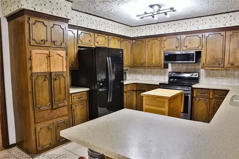 703 Ellis Loop, Pocola, OK 74902 photo 5