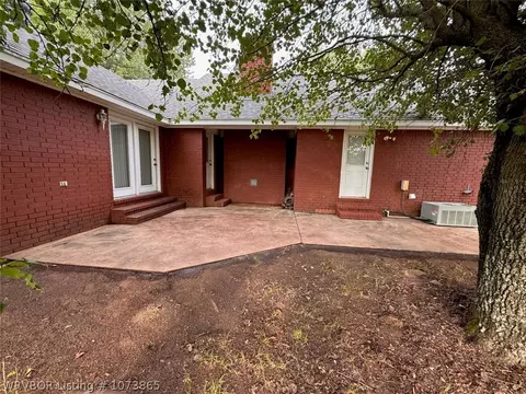 909 Highway 96, Lavaca, AR 72941 photo 3