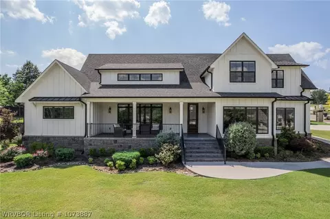 8730 Rombauer Pt, Fort Smith, AR 72916