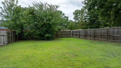 Exterior - 1003 J Cir, Barling, AR 72923 photo 6 of 16