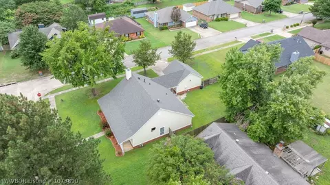 View/Area - 1003 J Cir, Barling, AR 72923 photo 1 of 5