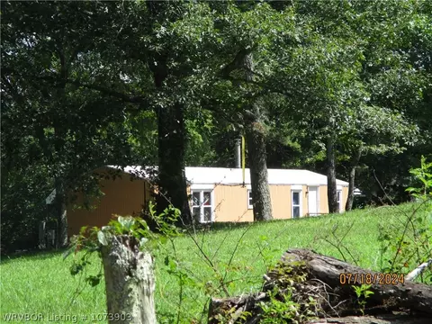 16633 Hunters Cabin Rd, Ozark, AR 72949