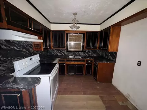 1809 N Short L St, Fort Smith, AR 72901 photo 8