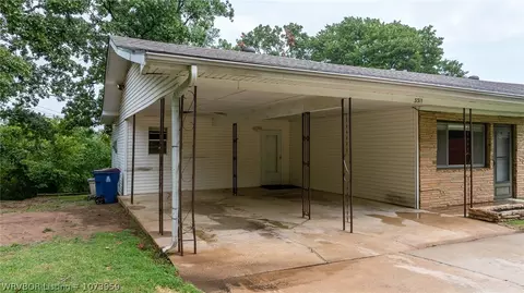 3311 Independence St, Fort Smith, AR 72903 photo 2