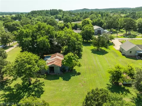 802 S 5th St, Bonanza, AR 72916 photo 34