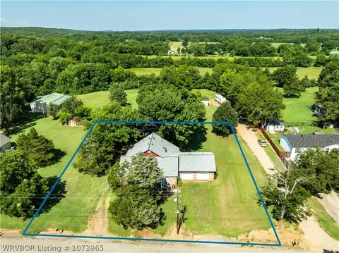 802 S 5th St, Bonanza, AR 72916 photo 5