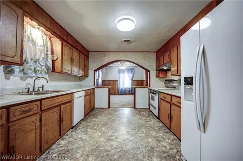 802 S 5th St, Bonanza, AR 72916 photo 16
