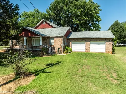 802 S 5th St, Bonanza, AR 72916 photo 2