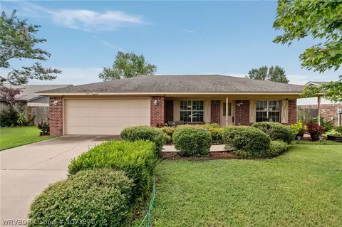 105 Commanche Loop, Roland, OK 74954