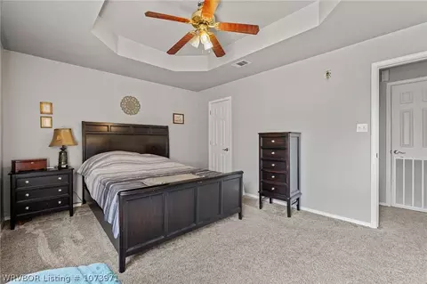 Bedroom - 105 Commanche Loop, Roland, OK 74954 photo 3 of 4