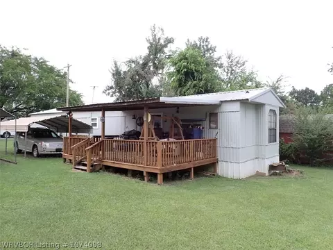 906 908 9th St, Barling, AR 72923