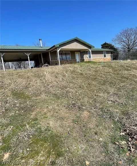 26508 School House Loop, Bokoshe, OK 74930