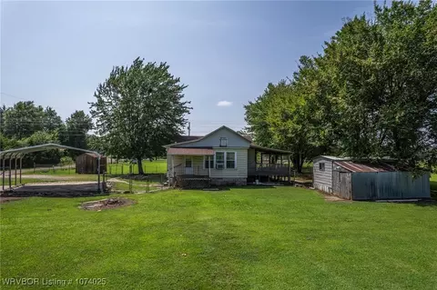 Exterior - 5902 Mount Zion Rd, Hackett, AR 72937 photo 8 of 12