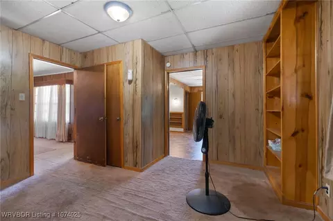 Entry Way - 5902 Mount Zion Rd, Hackett, AR 72937 photo 3 of 3