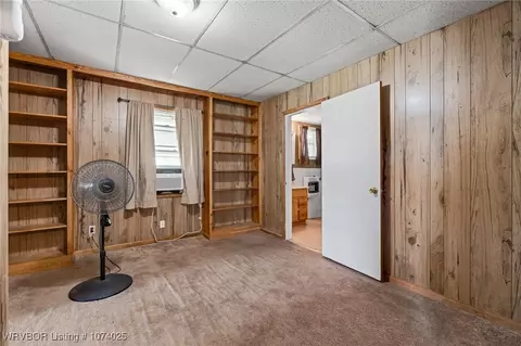 Bedroom - 5902 Mount Zion Rd, Hackett, AR 72937 photo 3 of 4