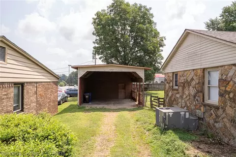 1524 N 39th St, Fort Smith, AR 72904 photo 4