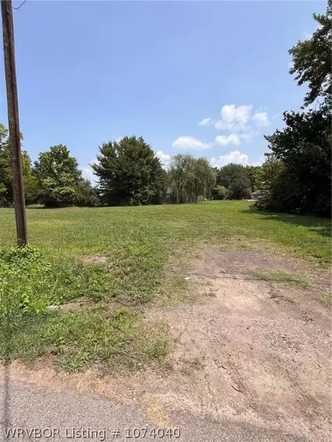 tbd S Elm St, Sallisaw, OK 74955