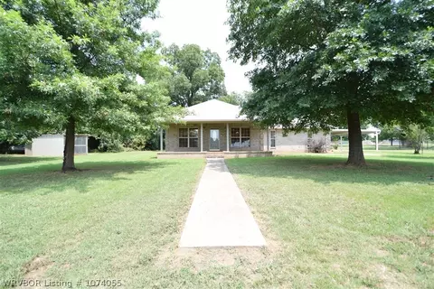 473703 E 1128 Rd, Muldrow, OK 74948