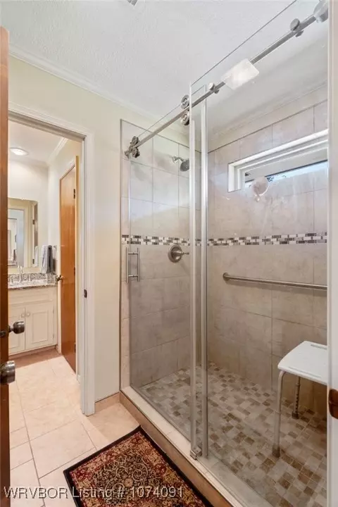 Bath - 10910 Hunters Point Rd, Fort Smith, AR 72903 photo 4 of 5