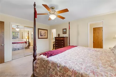 Bedroom - 10910 Hunters Point Rd, Fort Smith, AR 72903 photo 5 of 5