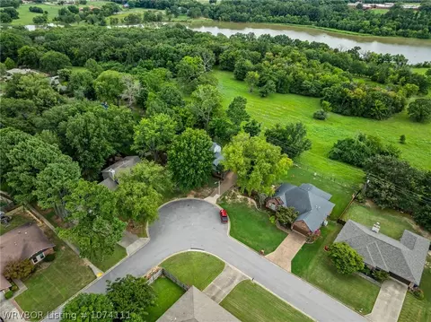 10512 Meandering Ct, Fort Smith, AR 72903 photo 5