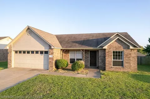 179 Spruce St, Greenwood, AR 72936