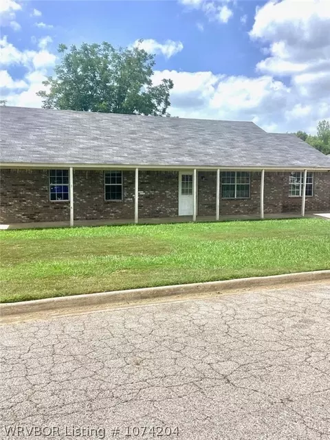 107 Bethany Ln, Pocola, OK 74902