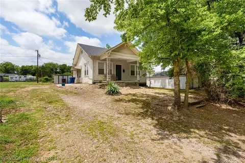 Exterior - 1511 N 29th St, Fort Smith, AR 72901 photo 3 of 7