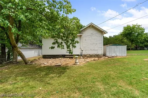 Exterior - 1511 N 29th St, Fort Smith, AR 72901 photo 5 of 7