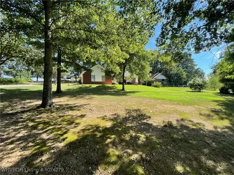 1782 Main St, Paris, AR 72855 photo 4