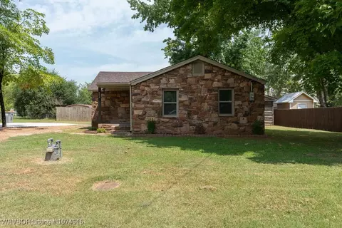 804 F St, Barling, AR 72923 photo 22