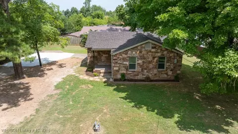 804 F St, Barling, AR 72923 photo 34