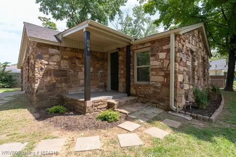 804 F St, Barling, AR 72923 photo 3