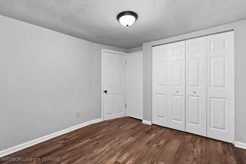 804 F St, Barling, AR 72923 photo 17