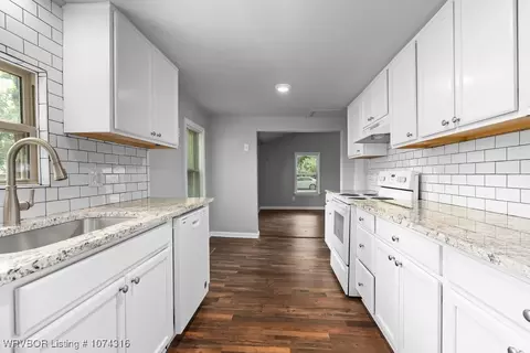 804 F St, Barling, AR 72923 photo 11