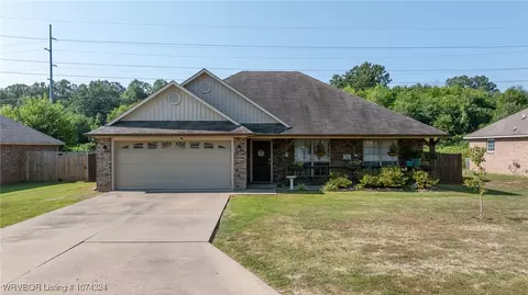 710 Shanna Dr, Van Buren, AR 72956