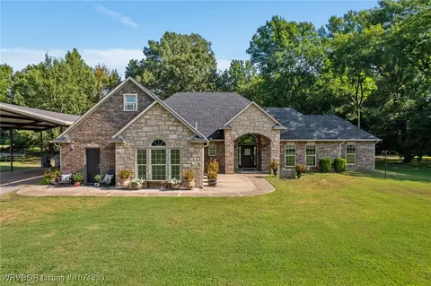 1302 Main St, Lavaca, AR 72941