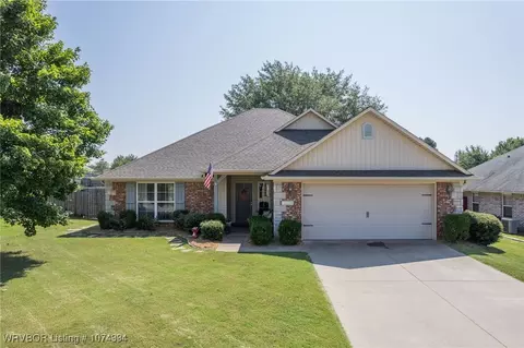 1016 Maple Ridge Dr, Greenwood, AR 72936