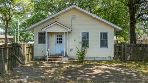 614 N 7th St, Paris, AR 72855 photo 7