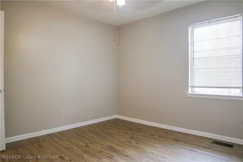 Bedroom - 2614 Ionia St, Fort Smith, AR 72901 photo 4 of 7
