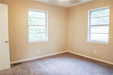 Bedroom - 2614 Ionia St, Fort Smith, AR 72901 photo 6 of 7