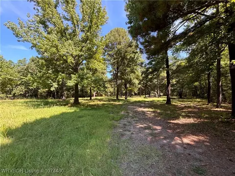 106 W Lincoln Ave, Midland, AR 72945