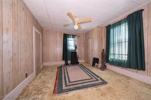 Bedroom - 802 N 14th St, Fort Smith, AR 72901 photo 2 of 3