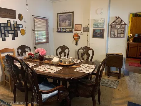 Dining - 2422 E Coal Rd, Altus, AR 72821 photo 1 of 1