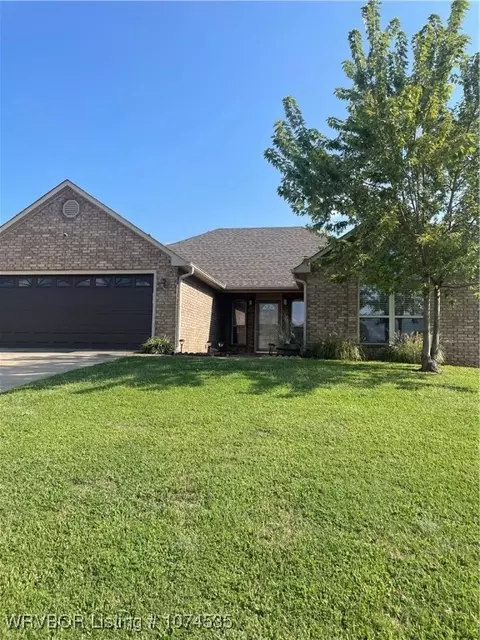 404 Apple Valley Dr, Fort Smith, AR 72908 photo 2