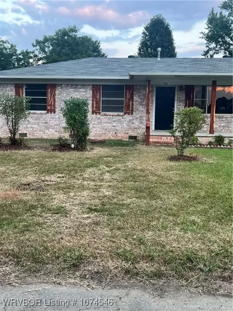 1110 Eastwood Dr, Booneville, AR 72927