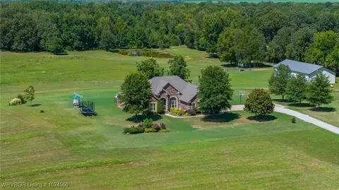 2120 Clear Creek Rd, Alma, AR 72921