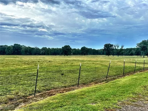000 E Taylor Dr, Sallisaw, OK 74955