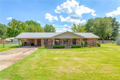 413 Darlene Dr, Mansfield, AR 72944