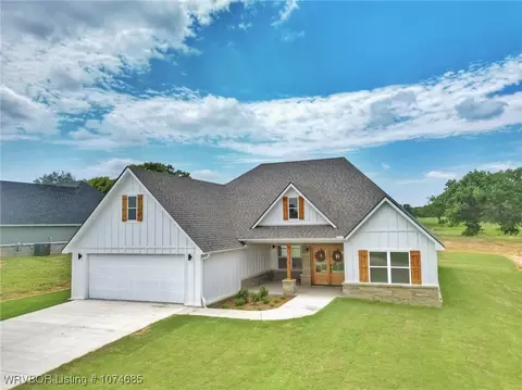 23510 Wolf Valley Rd, Wister, OK 74966